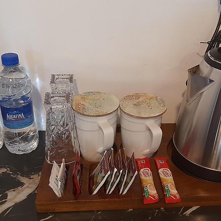 אלה Dhanudi Homestay מראה חיצוני תמונה