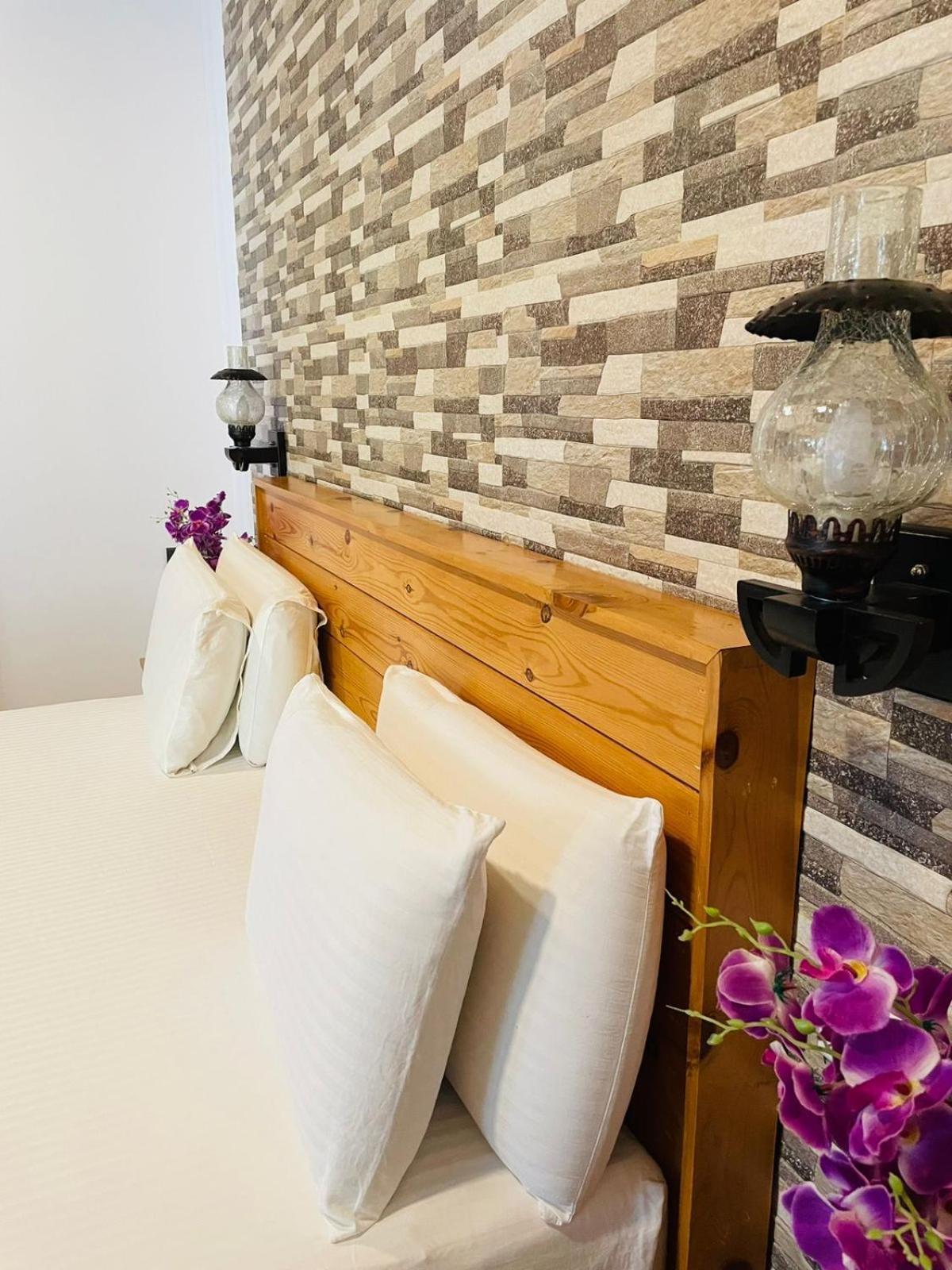 אלה Dhanudi Homestay מראה חיצוני תמונה