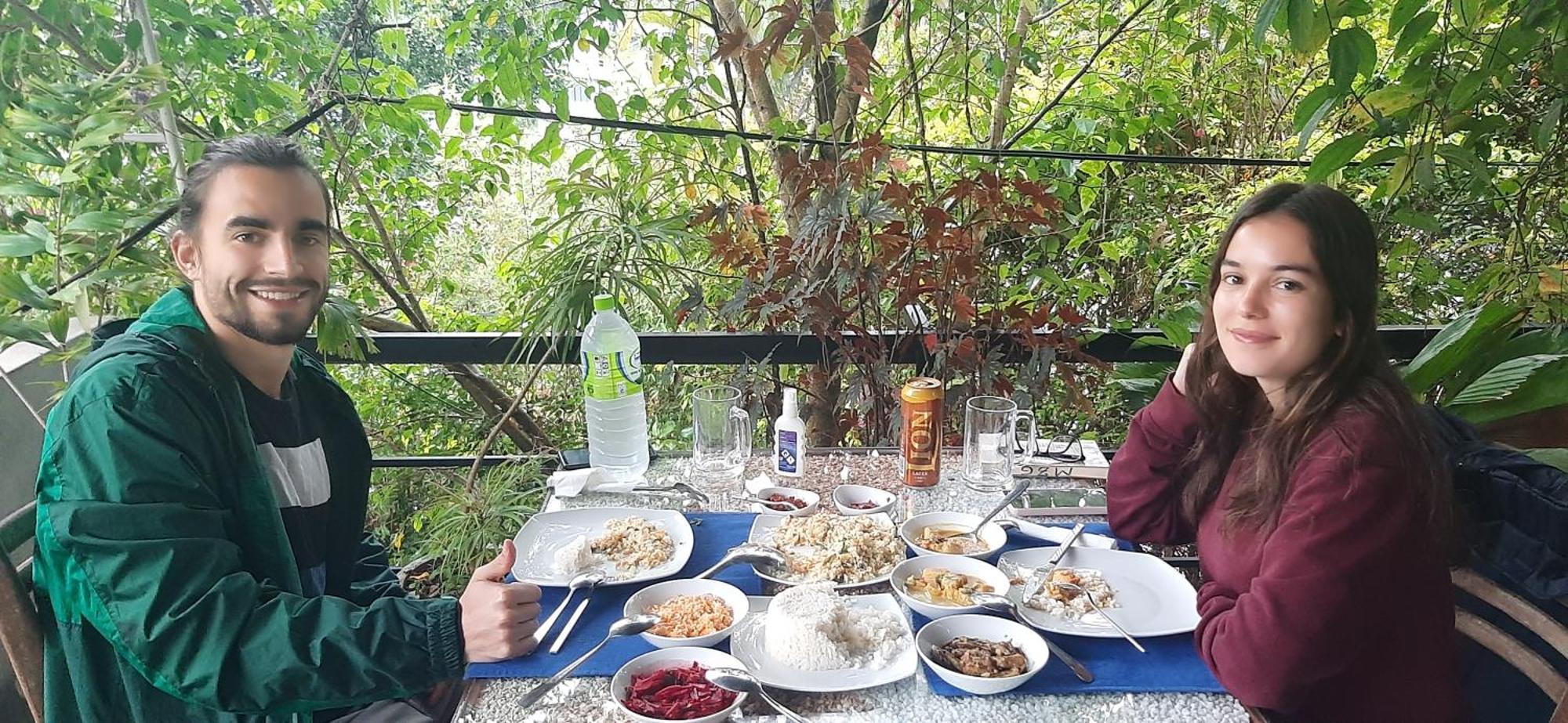 אלה Dhanudi Homestay מראה חיצוני תמונה