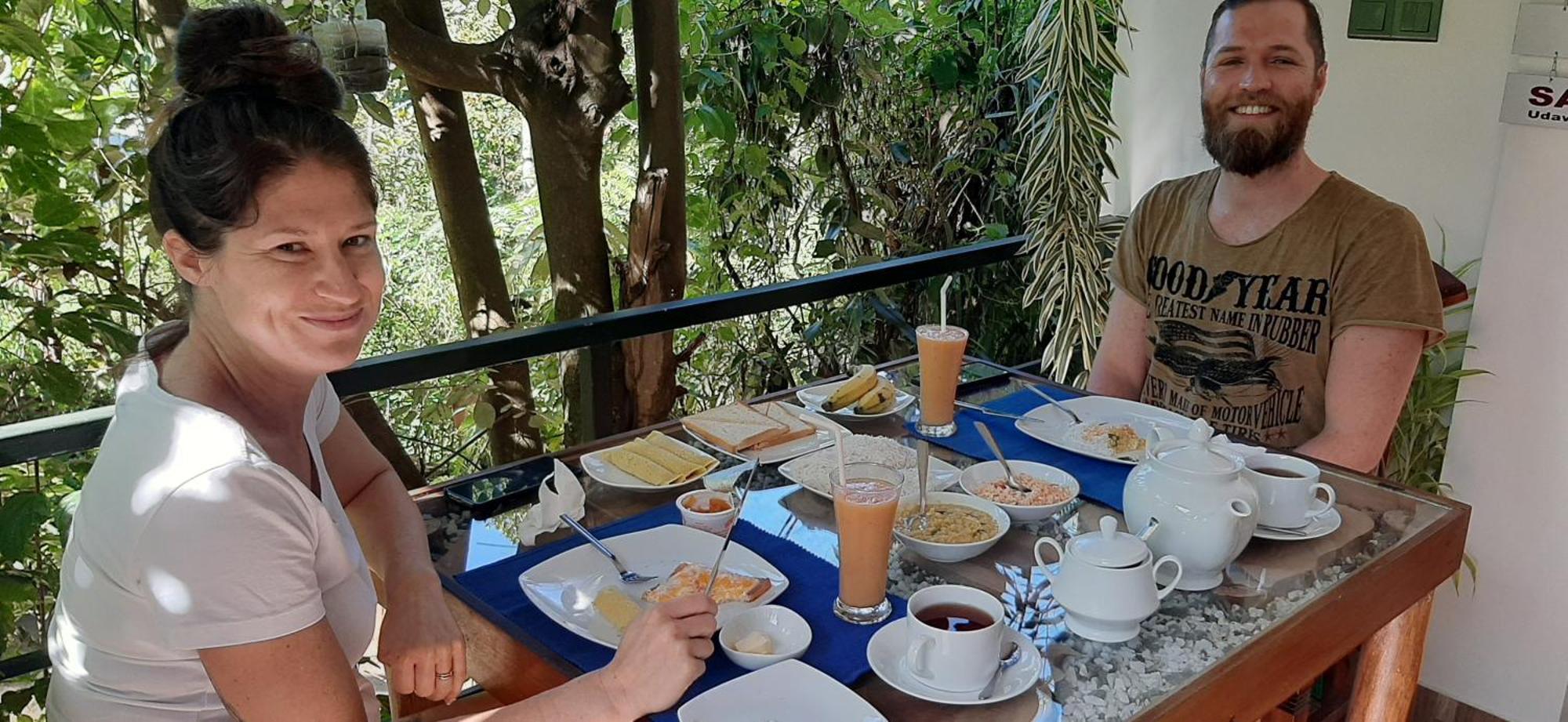 אלה Dhanudi Homestay מראה חיצוני תמונה
