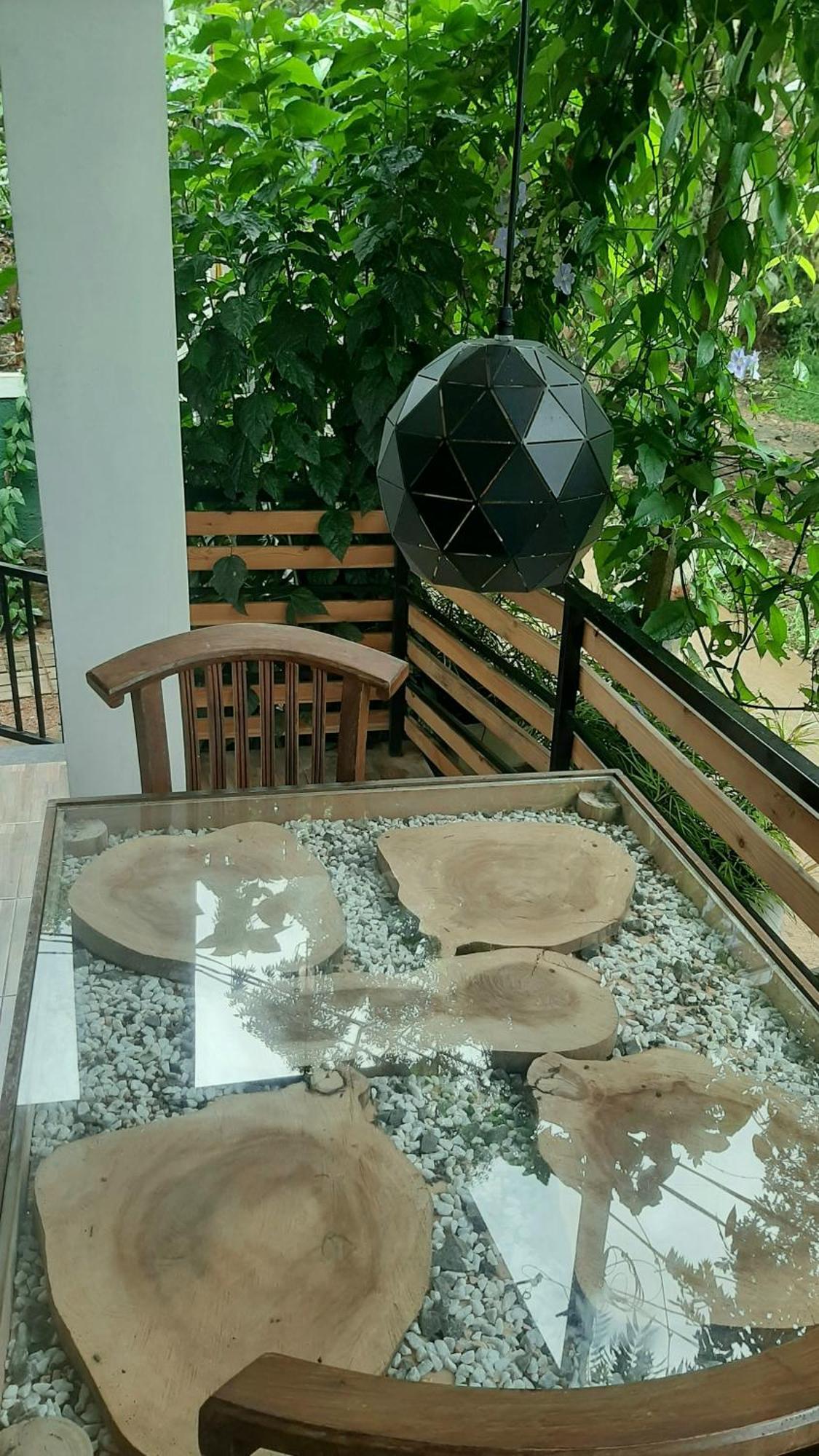 אלה Dhanudi Homestay מראה חיצוני תמונה