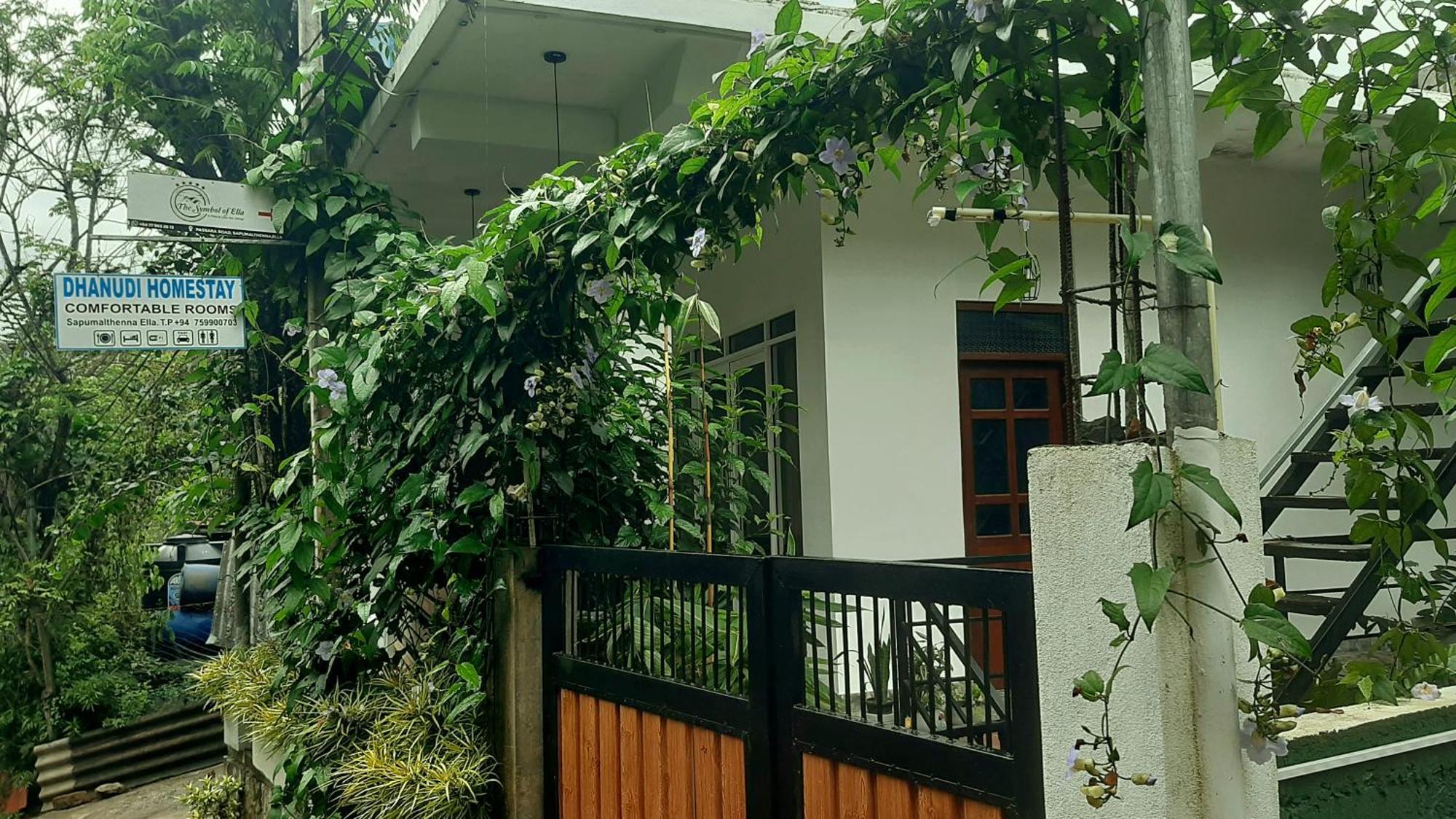 אלה Dhanudi Homestay מראה חיצוני תמונה